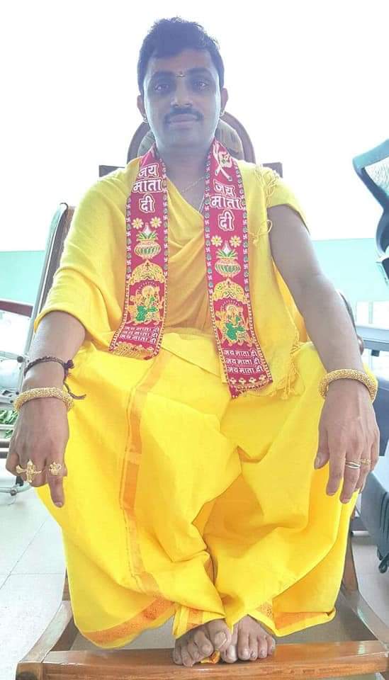 Vajjula Veera Venkata Sita Ramacharayulu (VEERABABU) Famous Nadi Astrologer